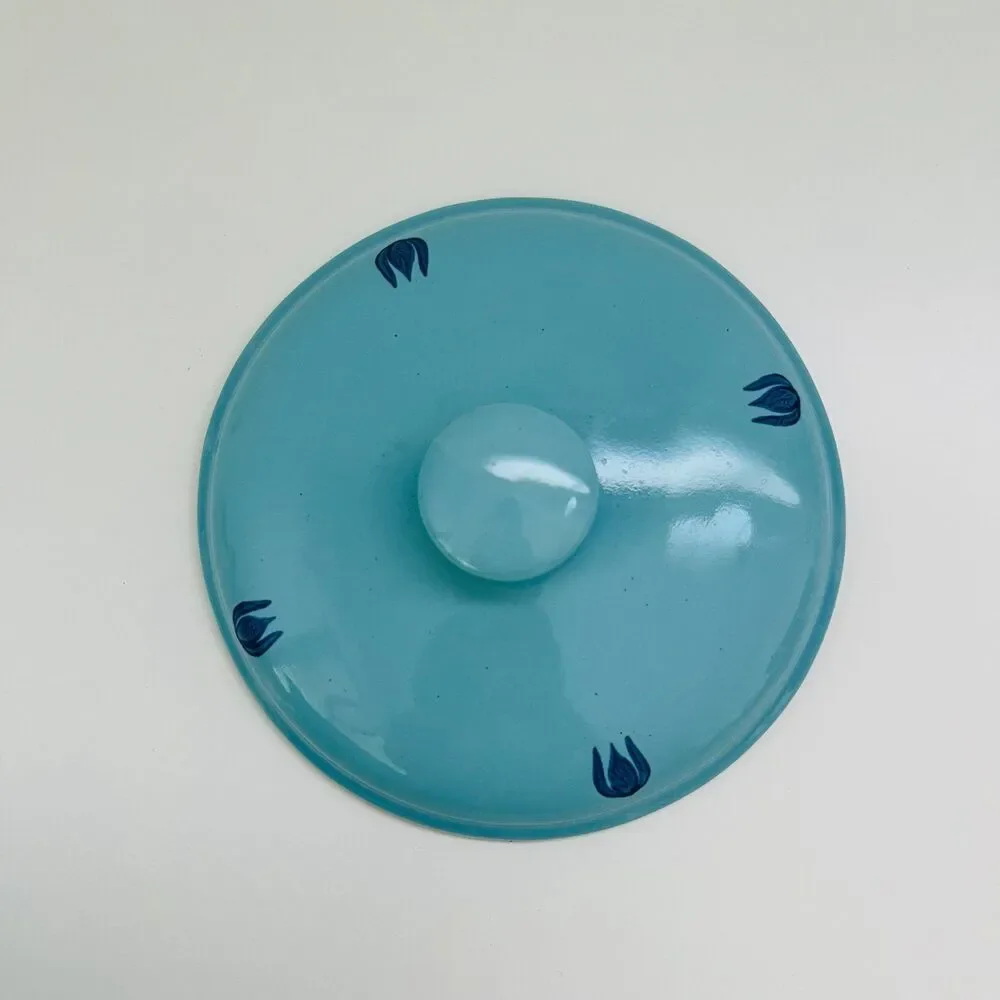CRONIN POTTERY Dutch Blue Tulip Individual Covered Casserole Dish Bean Pot 1.5Qt